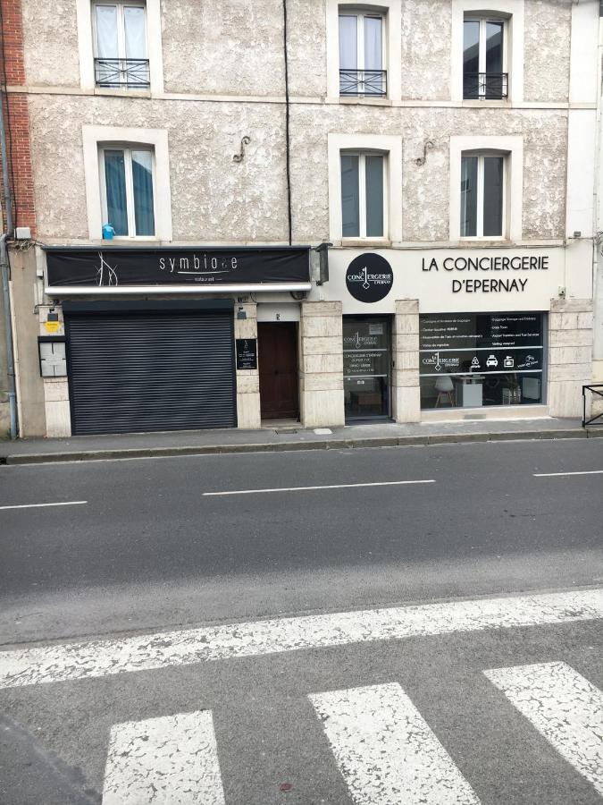 Le Champenois, Avenue De Champagne Apartman Épernay Kültér fotó